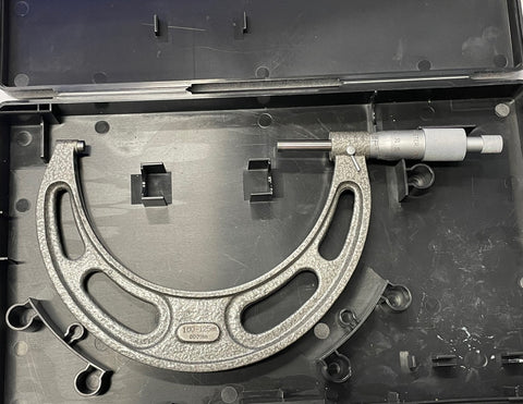 NSK Outside Micrometer, 100-125mm Range, 0.001mm Graduation *DEMO*