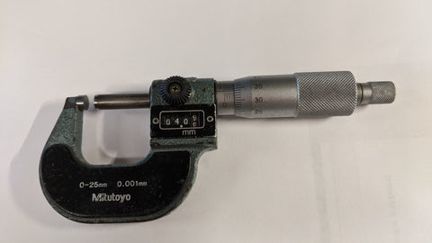 Mitutoyo 193-111 Rolling Digital Outside Micrometer, 0-25mm Range, 0.001mm Graduation *USED/RECONDITIONED*
